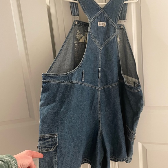 Vintage Mickey Unlimited Plus Size Denim Short Overalls Embroidered Mickey 26 28 - Picture 3 of 8